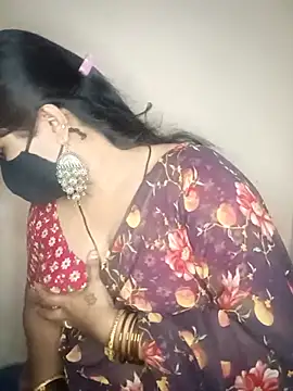 Snapshot of Bagi-Sexy chatting on October 5, 2025, 7:56 pm Bagi-Sexy online show from October 5, 2025, 7:56 pm