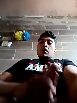 crisssalazar online show from January 11, 2026, 11:10 pm