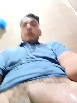 crisssalazar online show from April 26, 2026, 1:14 am