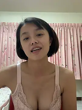 ladypaggy online show from February 15, 2026, 4:58 pm