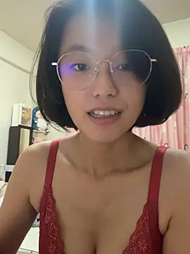 Snapshot of ladypaggy chatting on July 25, 2026, 5:43 pm ladypaggy online show from July 25, 2026, 5:43 pm