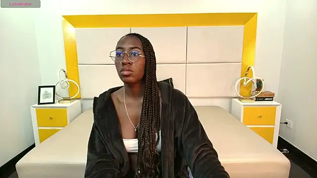 Snapshot of Qeen_blackk chatting on October 2, 2025, 5:53 pm Qeen blackk online show from October 2, 2025, 5:53 pm