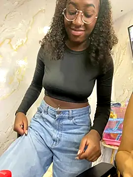 Snapshot of Qeen_blackk chatting on October 13, 2025, 6:41 pm Qeen blackk online show from October 13, 2025, 6:41 pm