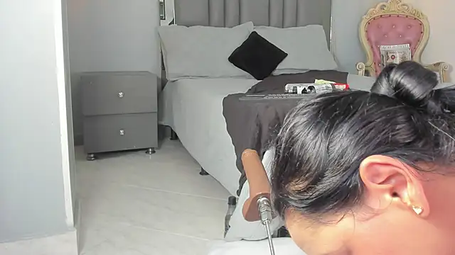 Snapshot of Sienna_miller_27 chatting on September 27, 2025, 11:48 am Sienna miller 27 online show from September 27, 2025, 11:48 am