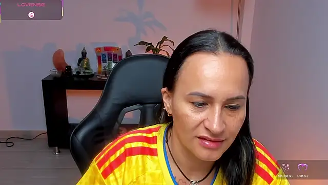 Sara Charmy online show from July 3, 2026, 11:05 am