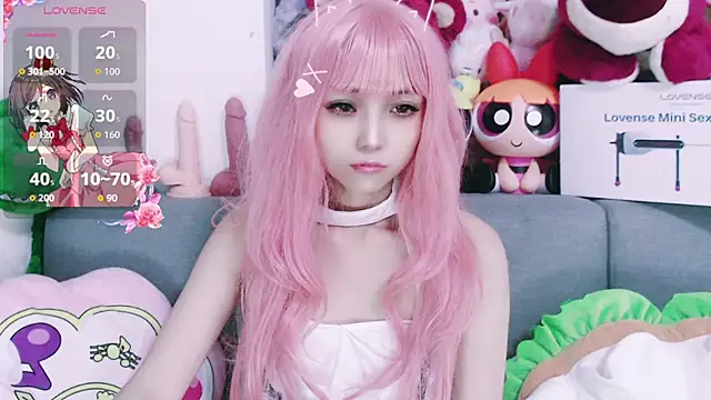 chenenna7 online show from October 22, 2025, 2:17 pm