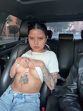 maya-winslow8 online show from March 9, 2025, 10:41 pm