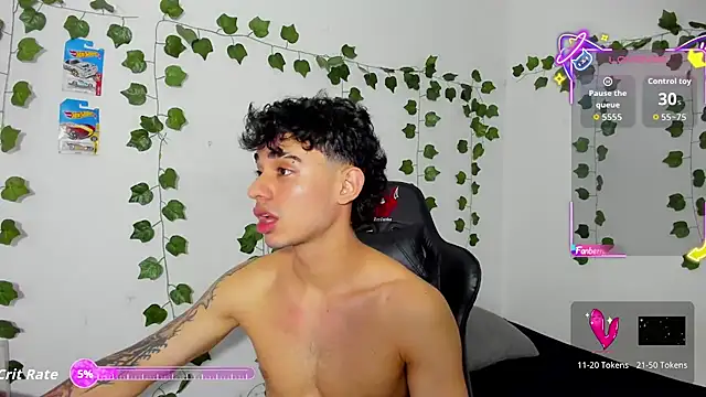 Snapshot of Noah_milleer chatting on November 22, 2025, 9:58 pm Noah milleer online show from November 22, 2025, 9:58 pm