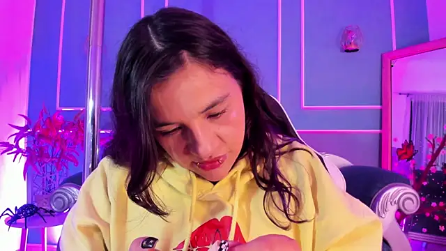 TaraTaylorr online show from February 22, 2026, 3:07 am