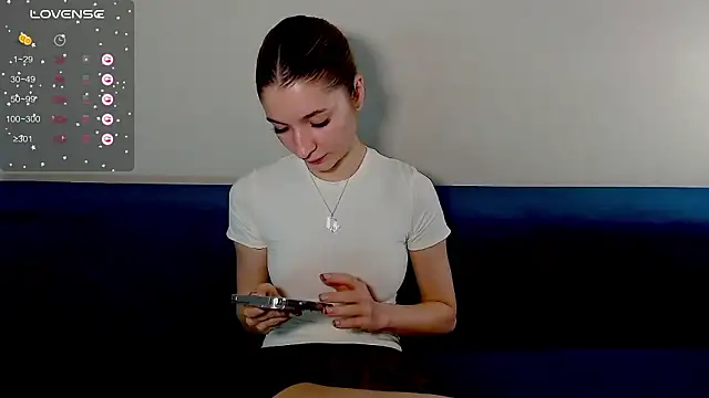 Snapshot of MilaTima chatting on March 1, 2026, 6:10 pm MilaTima online show from March 1, 2026, 6:10 pm