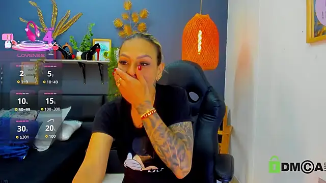 yessila parker online show from April 17, 2026, 8:50 am