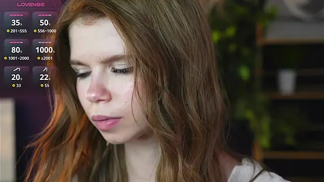 Snapshot of AmityDilley chatting on October 13, 2025, 6:24 am AmityDilley online show from October 13, 2025, 6:24 am