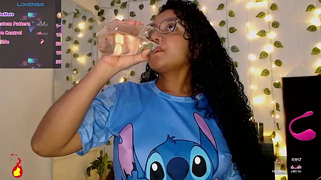 victtoria cane63 online show from May 19, 2026, 11:11 pm