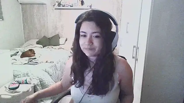 Piolapk online show from October 11, 2025, 1:49 am