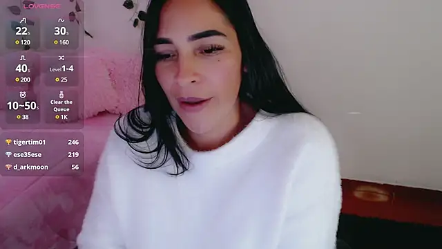 Snapshot of luna_lgomez_ chatting on March 4, 2025, 4:09 pm luna lgomez online show from March 4, 2025, 4:09 pm