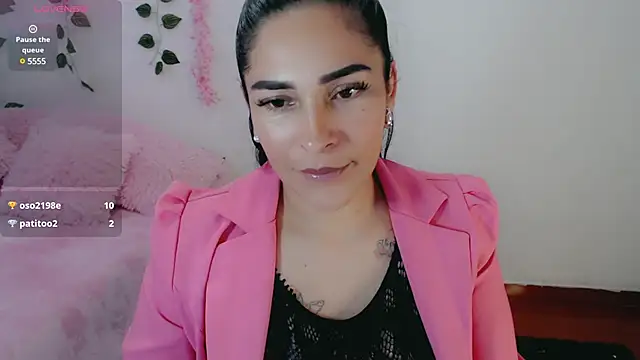 Snapshot of luna_lgomez_ chatting on March 12, 2025, 2:12 pm luna lgomez online show from March 12, 2025, 2:12 pm