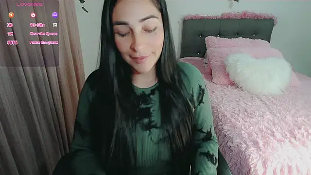 Snapshot of luna_lgomez_ chatting on October 28, 2025, 1:42 am luna lgomez online show from October 28, 2025, 1:42 am