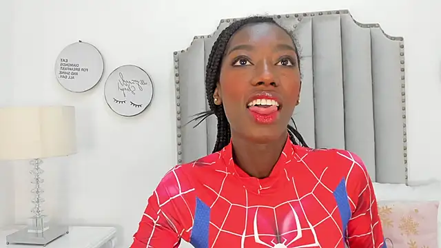 SamantaMarquez online show from November 29, 2025, 8:01 pm