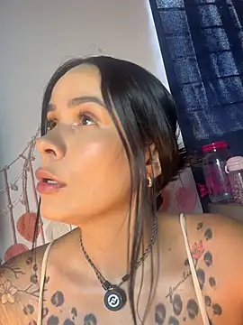 Snapshot of HotAlana_ chatting on May 26, 2026, 8:16 pm HotAlana online show from May 26, 2026, 8:16 pm
