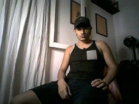 Snapshot of Re7ina chatting on February 27, 2025, 6:18 am Re7ina online show from February 27, 2025, 6:18 am