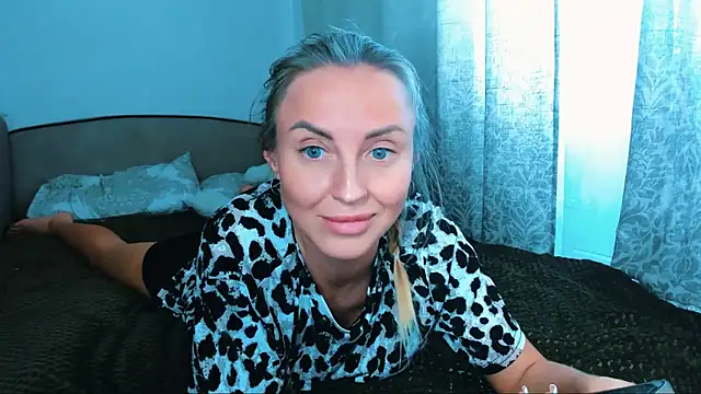 snezana blond online show from May 6, 2026, 1:16 pm