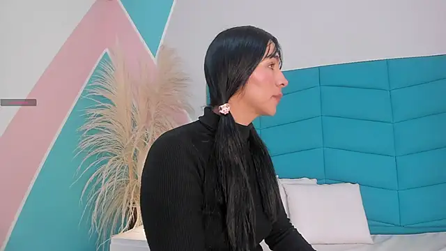 Emilly wilson  online show from December 4, 2025, 10:46 am