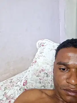 predadorr29 online show from October 14, 2025, 3:40 am