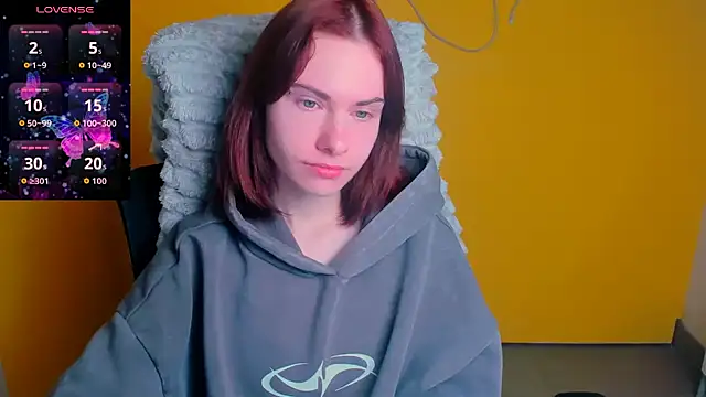 Fiona Night online show from April 16, 2026, 5:08 am