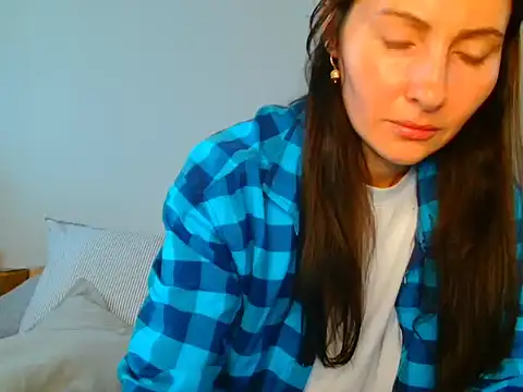 Irina9793 online show from January 7, 2026, 9:23 am