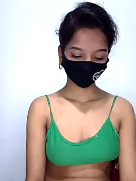 Snapshot of Orna-1 chatting on March 14, 2025, 7:44 pm Orna-1 online show from March 14, 2025, 7:44 pm