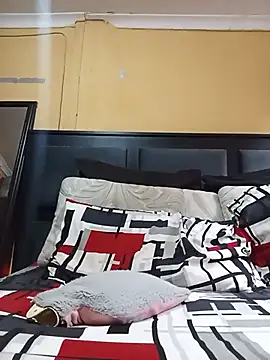 JuicyMilkyTizzy online show from June 23, 2026, 7:50 am