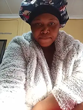 JuicyMilkyTizzy online show from July 29, 2026, 7:39 am