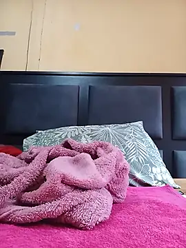 JuicyMilkyTizzy online show from July 31, 2026, 7:41 am