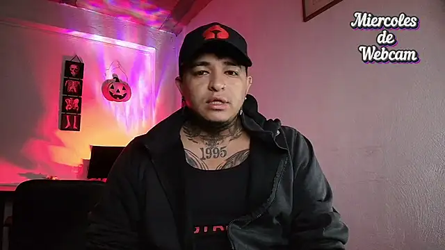 Strip Classes Col online show from September 10, 2025, 3:12 pm