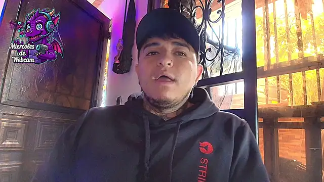 Strip Classes Col online show from October 1, 2025, 3:18 pm