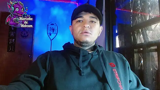 Strip Classes Col online show from October 29, 2025, 3:03 pm