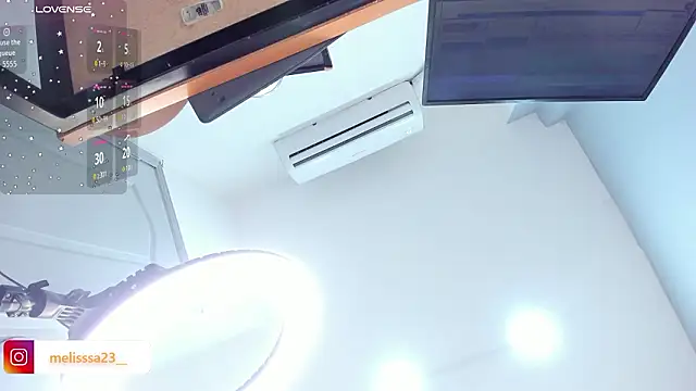 Melissa 23  online show from February 10, 2026, 7:51 pm