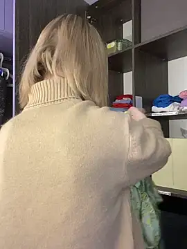 Snapshot of amorearte_m chatting on March 12, 2025, 3:57 am amorearte m online show from March 12, 2025, 3:57 am