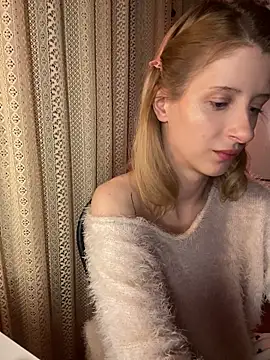 amorearte m online show from January 7, 2026, 8:44 pm