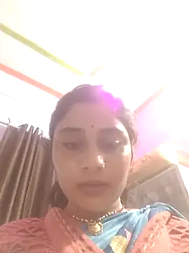 Snapshot of Beautiful_Puja chatting on March 2, 2025, 1:05 pm Beautiful Puja online show from March 2, 2025, 1:05 pm