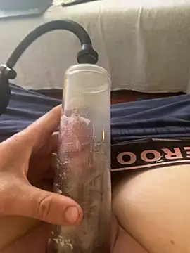 pussyslay342 online show from October 4, 2025, 4:21 am