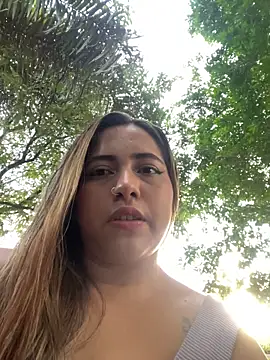 lunaxxx 69 online show from December 3, 2025, 10:08 pm