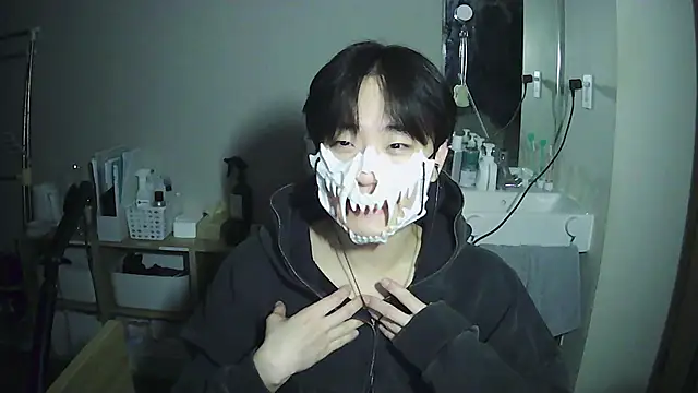 sdamvo2 online show from March 24, 2026, 1:38 pm