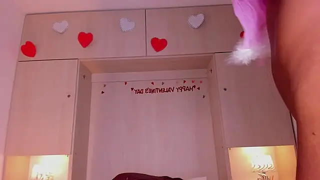 BeverlySteel online show from February 16, 2026, 8:27 pm