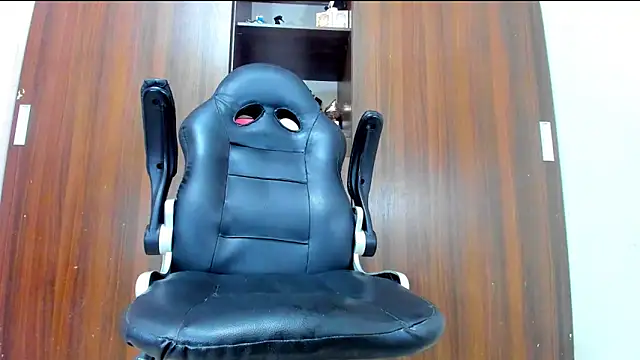 Dreamastercum  online show from December 5, 2025, 8:16 pm