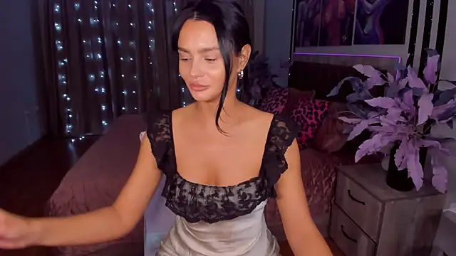 DanaSincere online show from September 17, 2025, 3:41 am