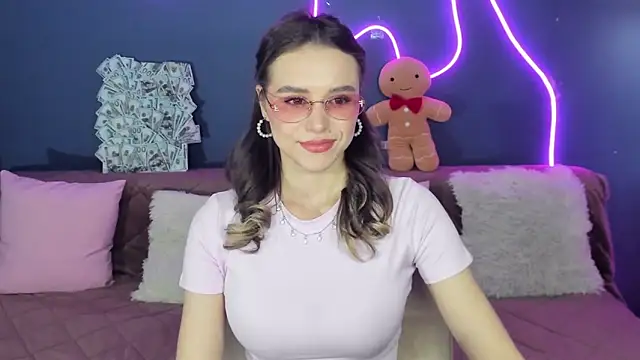 EmelyMason online show from March 21, 2026, 8:30 am