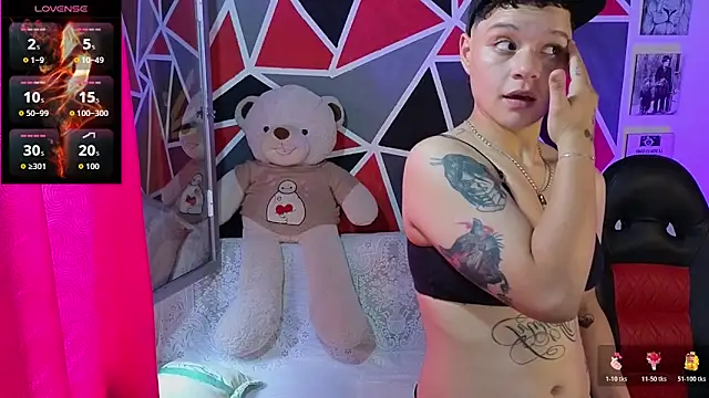 Snapshot of demimoore222 chatting on February 4, 2026, 6:47 pm demimoore222 online show from February 4, 2026, 6:47 pm