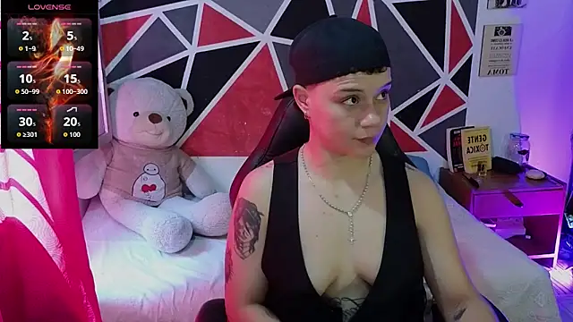 Snapshot of demimoore222 chatting on February 11, 2026, 7:30 pm demimoore222 online show from February 11, 2026, 7:30 pm