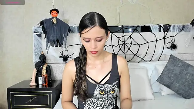 Snapshot of LiliJensen chatting on October 26, 2025, 8:15 pm LiliJensen online show from October 26, 2025, 8:15 pm